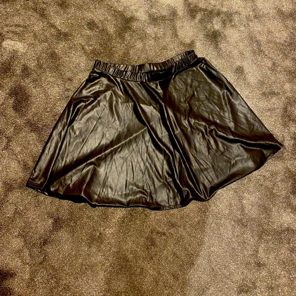 Luna Tiks faux leather mini skirt